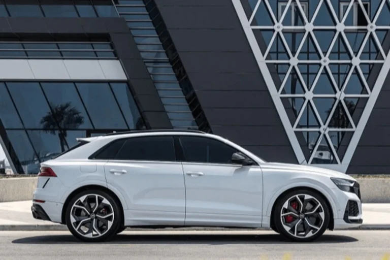 Audi RSQ8 Image_1