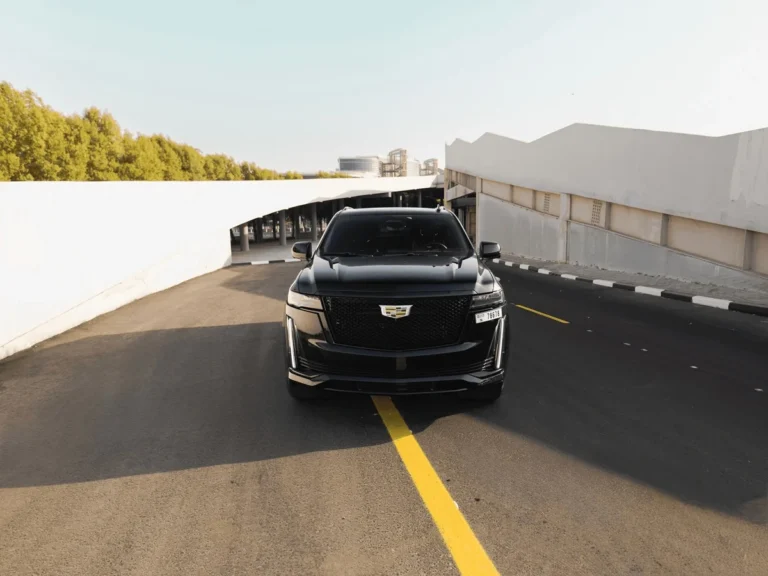 Cadillac Escalade Platinum Sport Image_01