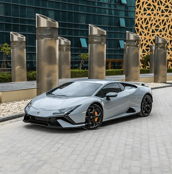 Lamborghini Huracan Tecnica Cover Image