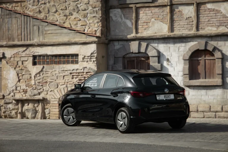 MG 3 Black 2025 Image_01