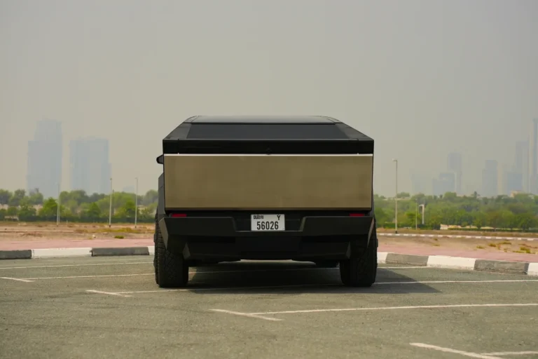 Tesla Cybertruck Grey Image_02