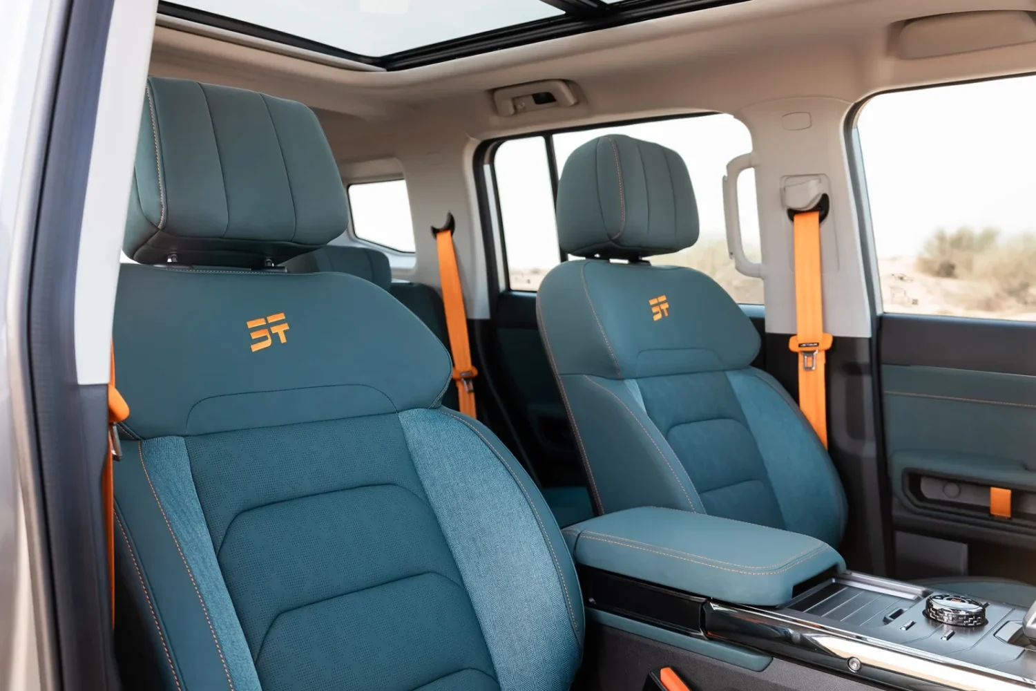 Jetour T2 Grey 2024 Image_04