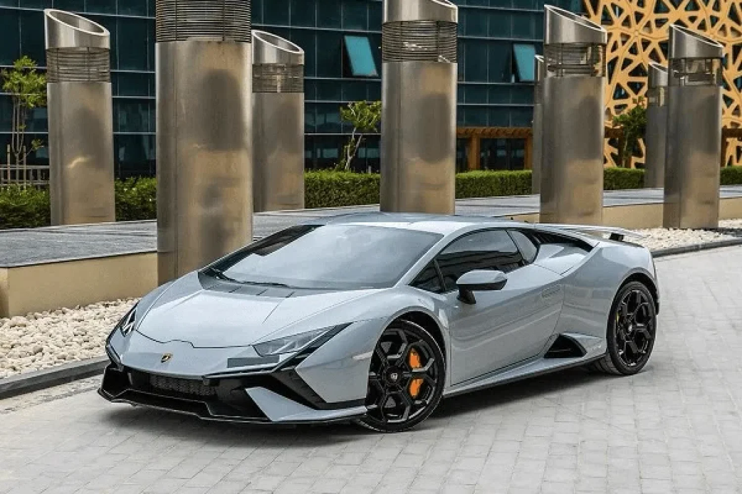 Lamborghini Huracan Tecnica Cover Image