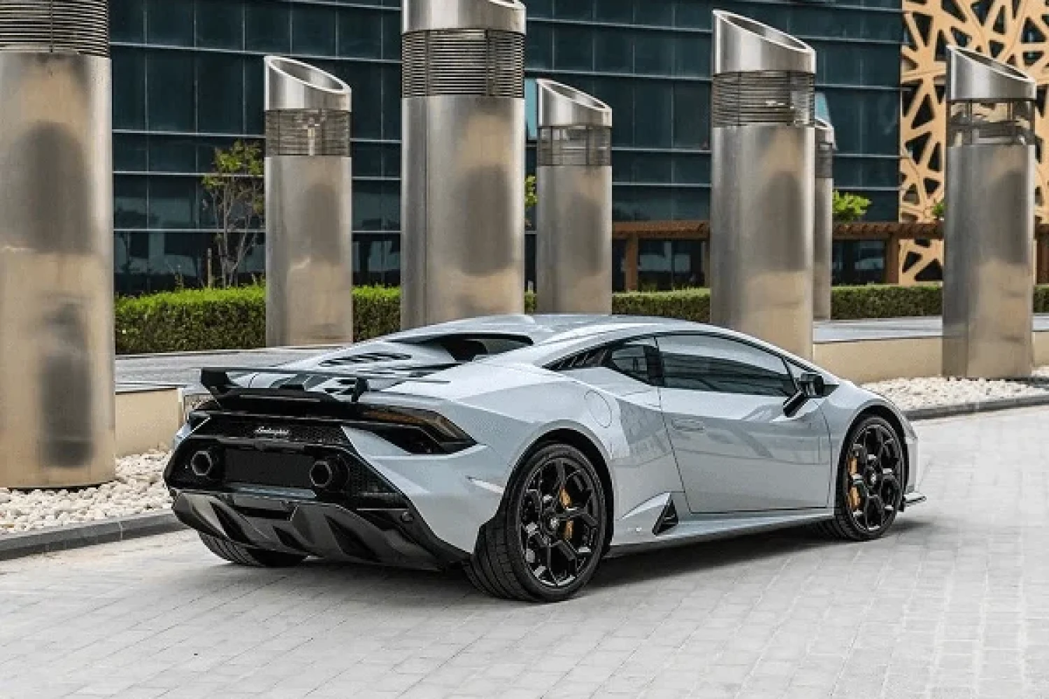 Lamborghini Huracan Tecnica Image_01