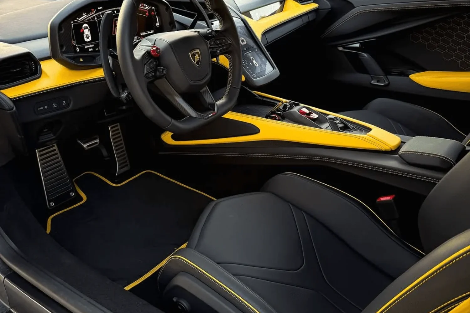 Lamborghini Revuelto Image_03