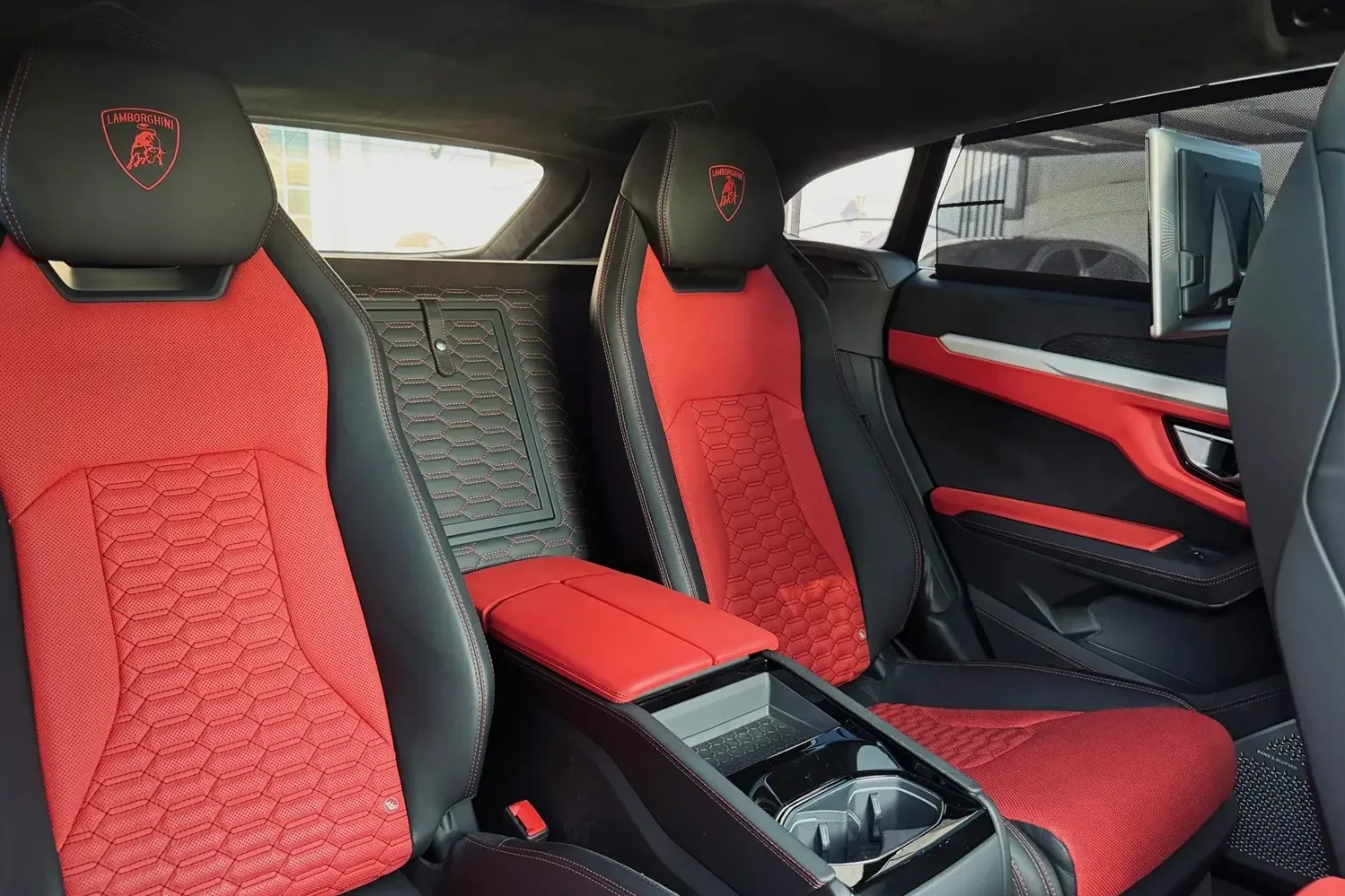 Lamborghini Urus Mansory Image_05