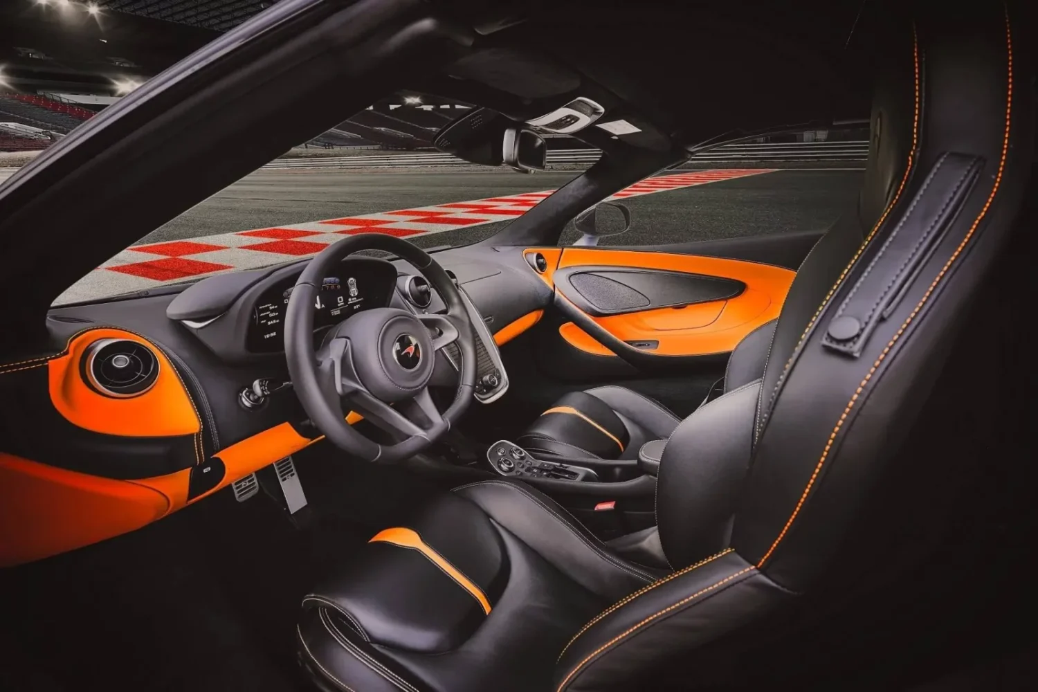 McLaren 600LT Spider Image_02