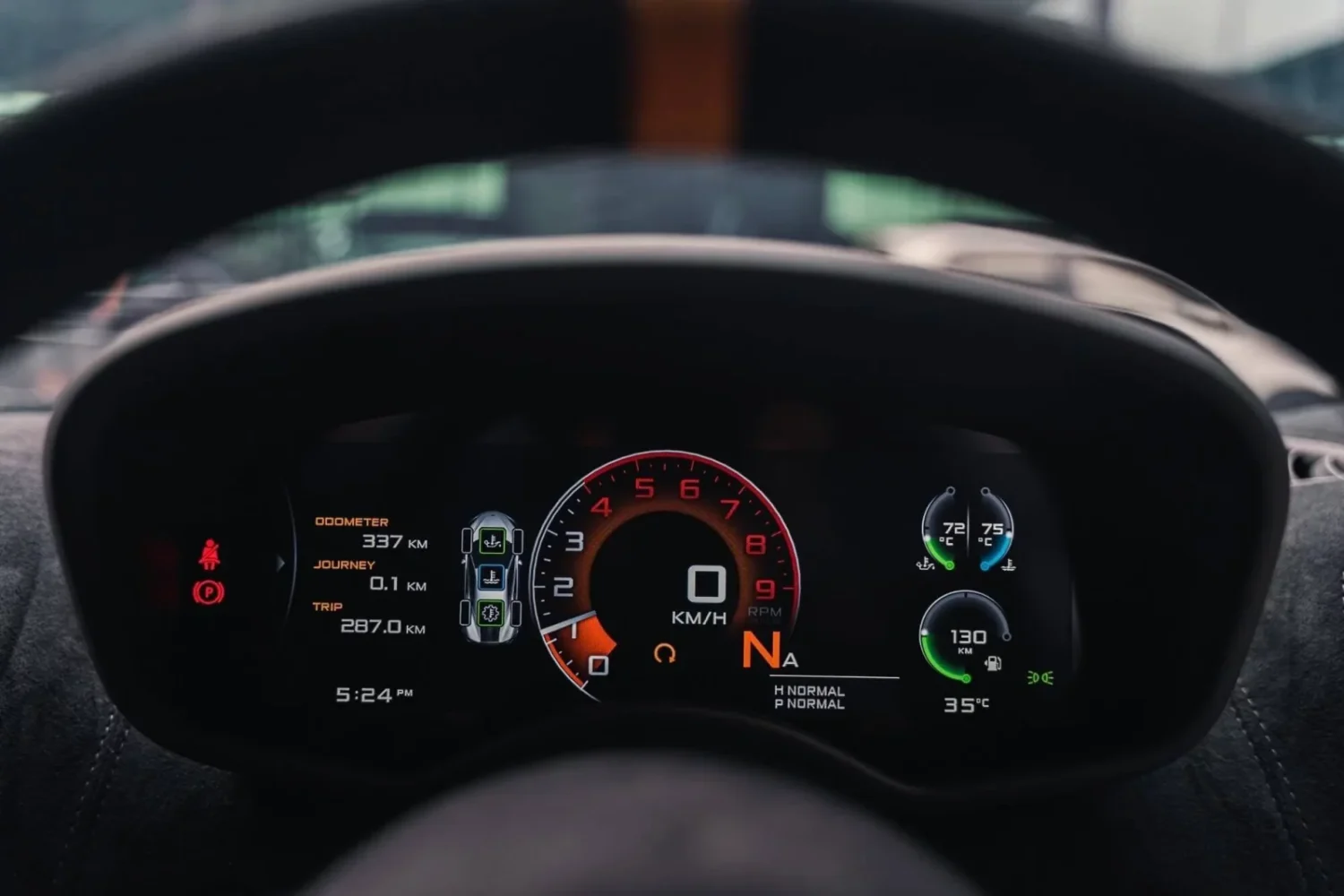 McLaren 600LT White Image_04