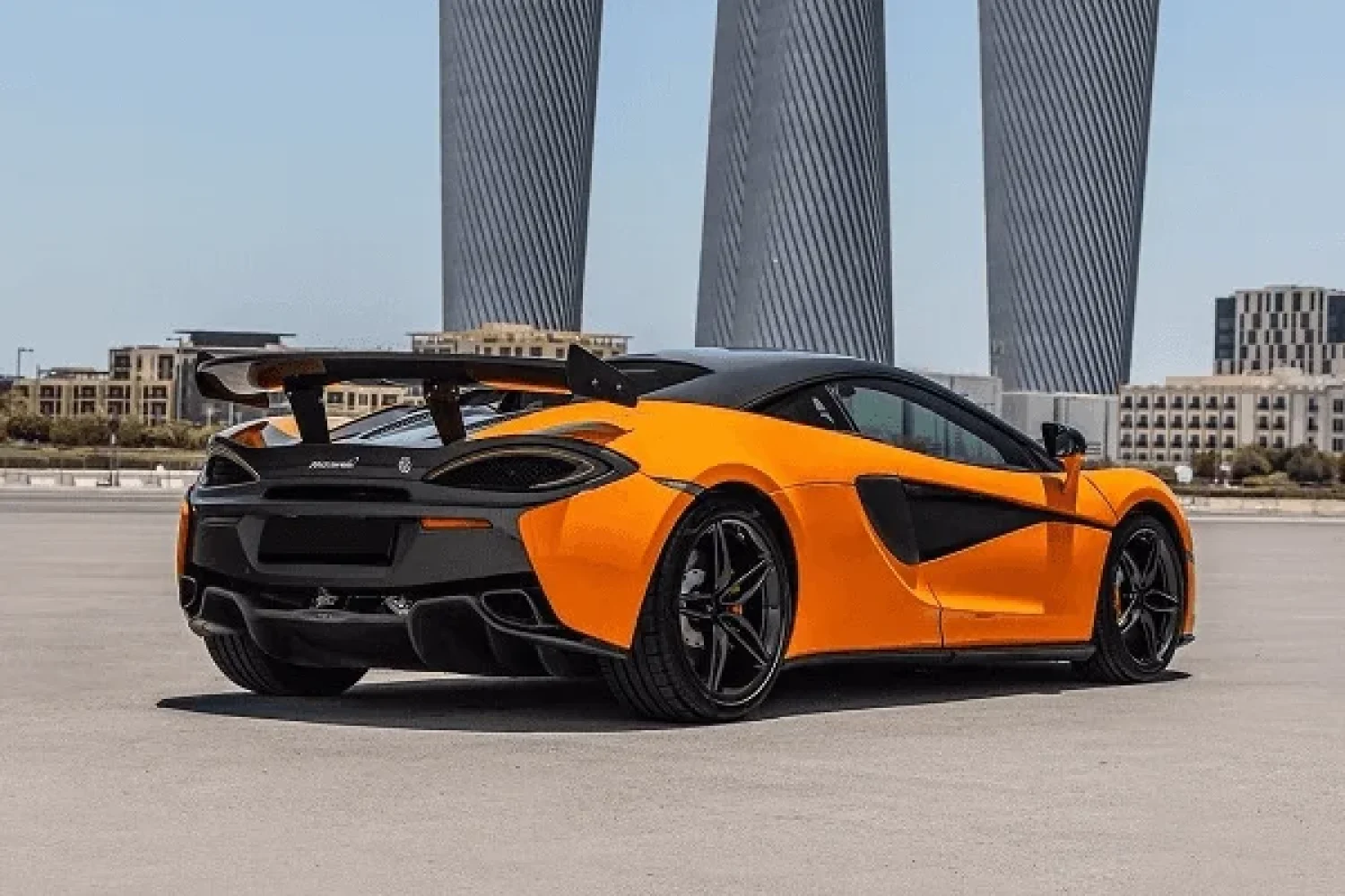 Mclaren 720S Spyder Image_03