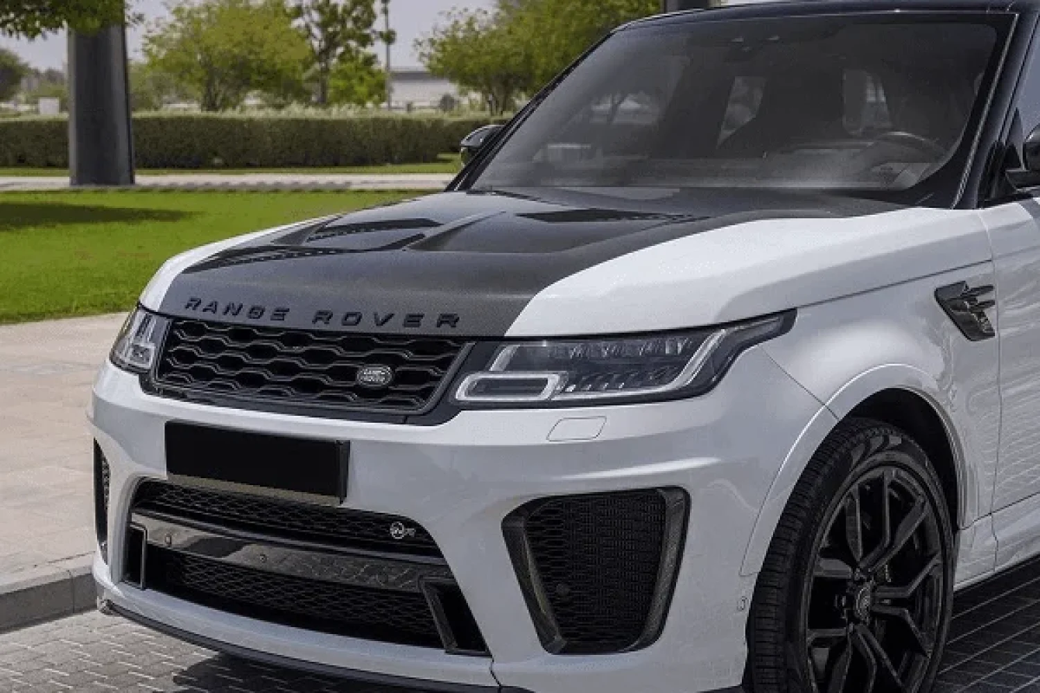 Range Rover SVR Image_02