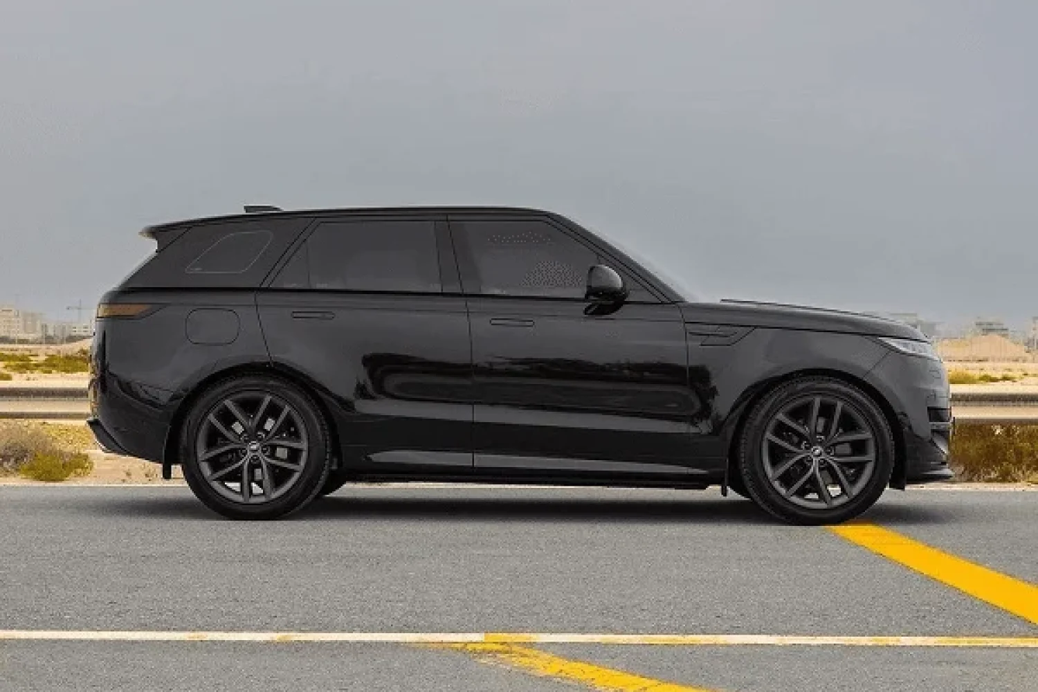 Range Rover Sport Image_02