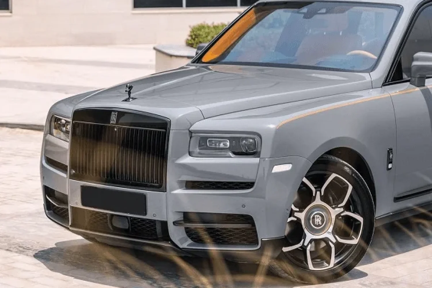 Rolls Royce Cullinan Black Badge Image_02