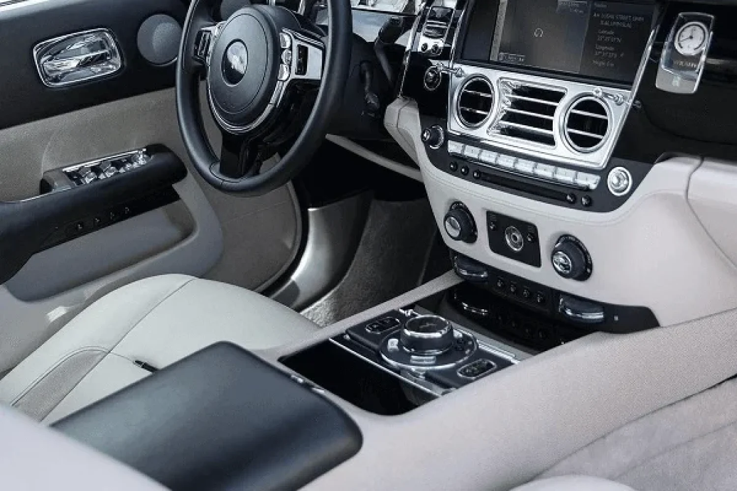 Rolls Royce Wraith Image_03