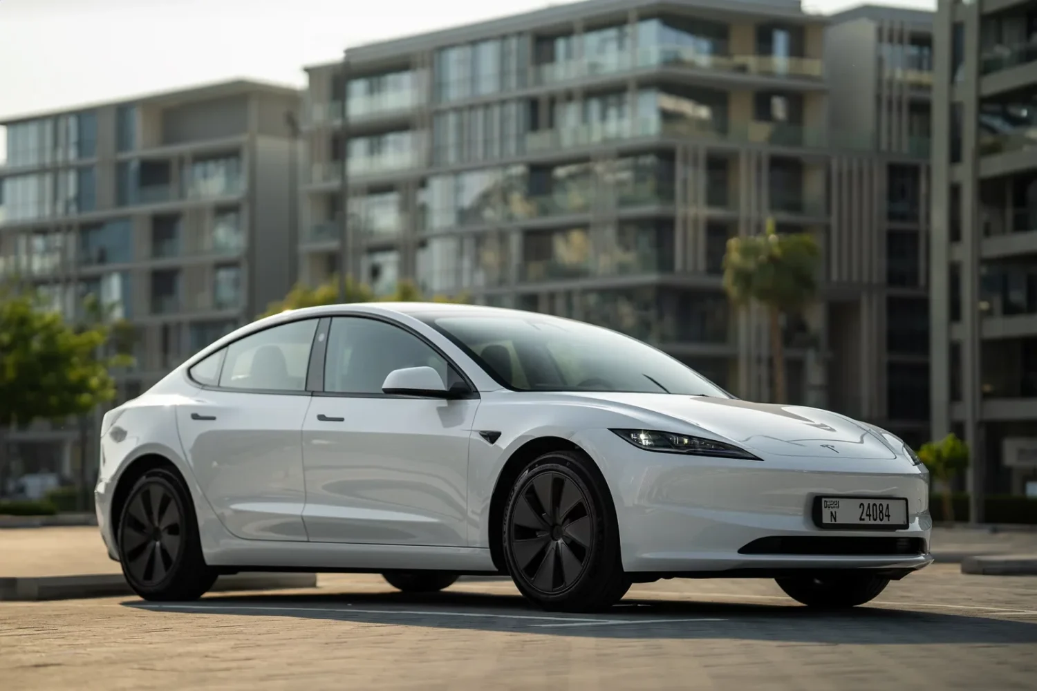 Tesla Model 3 White Image_01